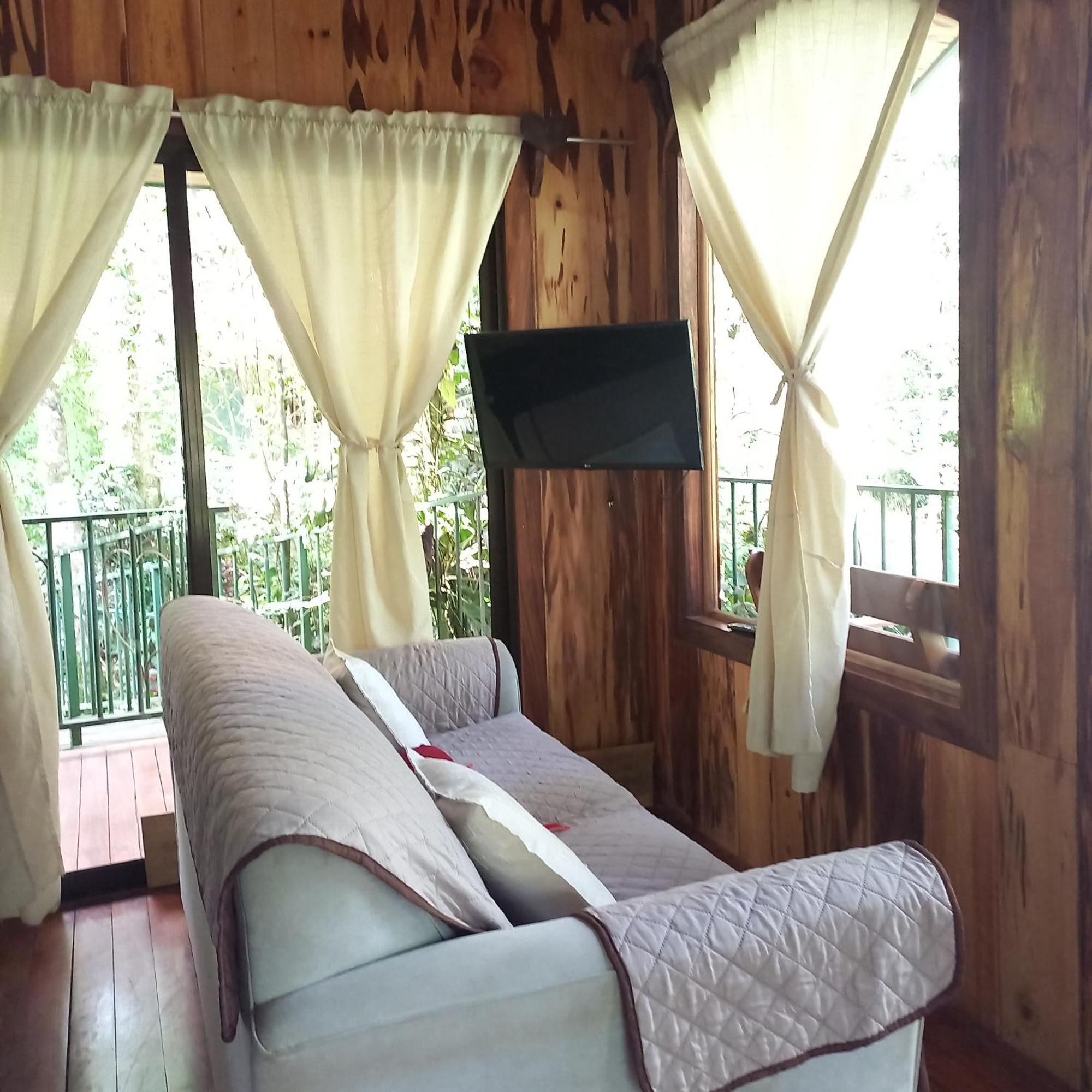 Monteverde Romantic Cottage Quarto foto